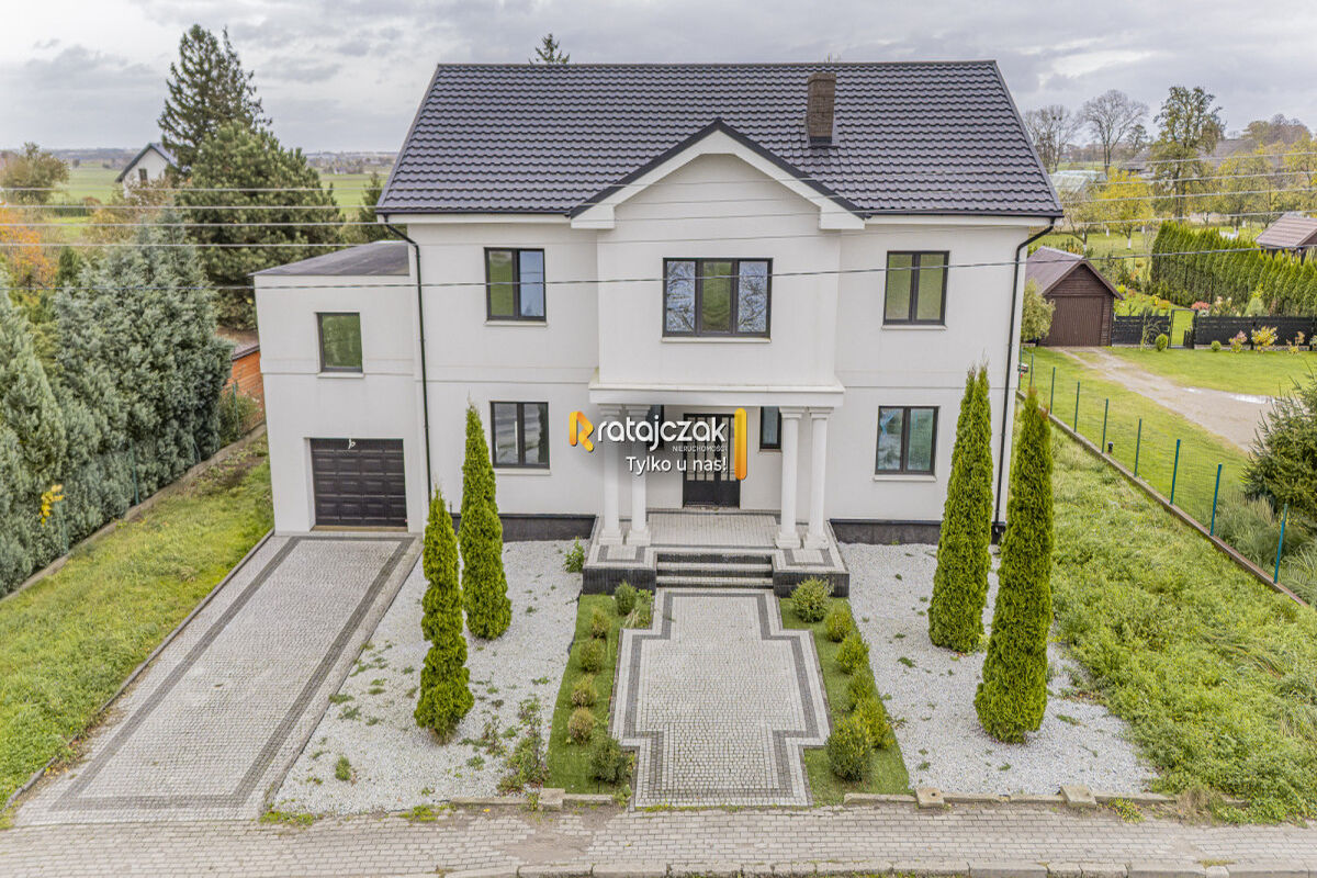 DOM WOLNOSTOJĄCY 360m2 | STARZYNO | DO WYKOŃCZENIAStarzyno