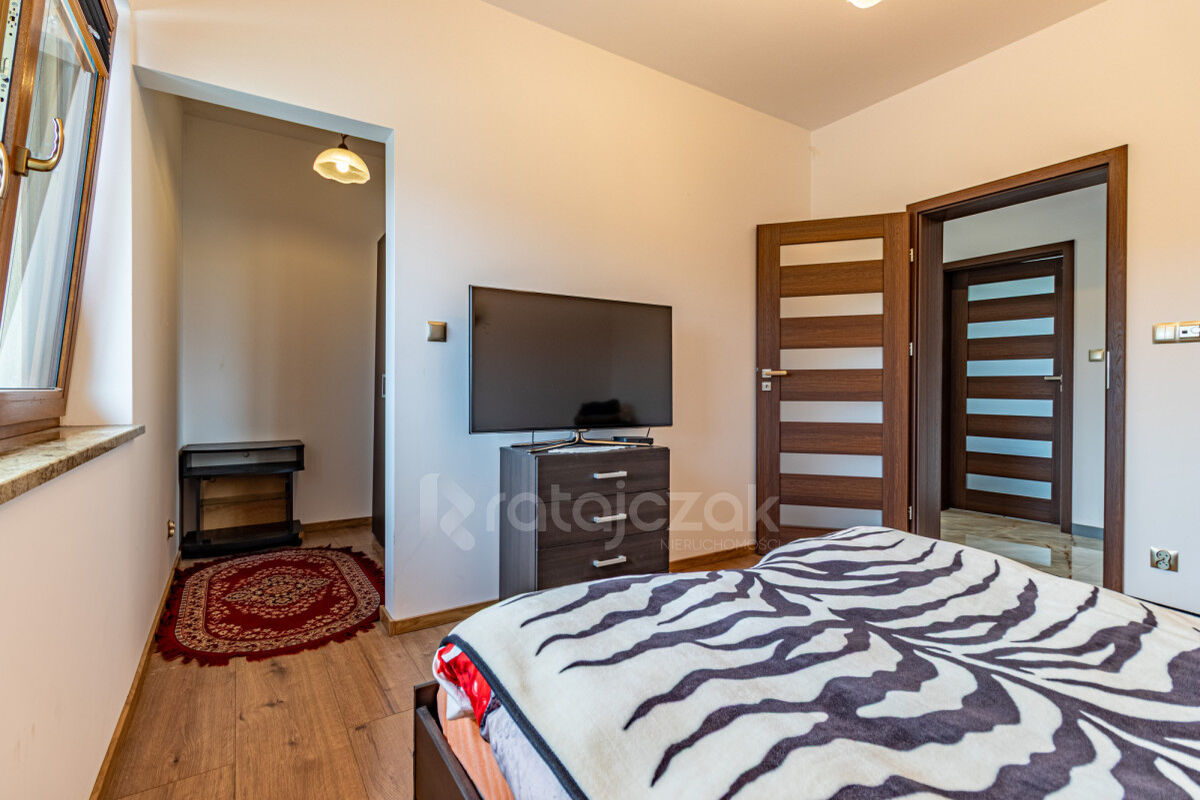 REZERWACJA - Parterowy dom wolnostojący z garażemStrzepcz