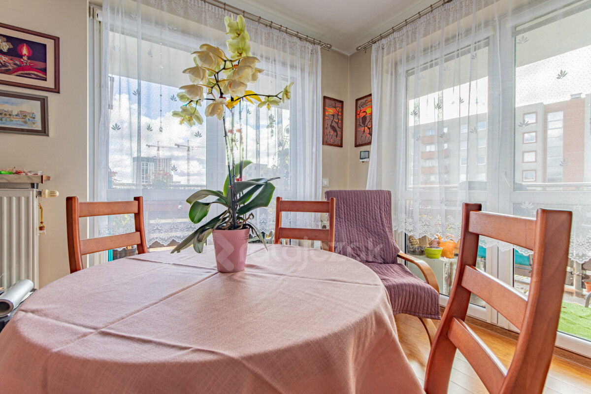 2 pokoje  hala garażowa  komórka lok. – Reda