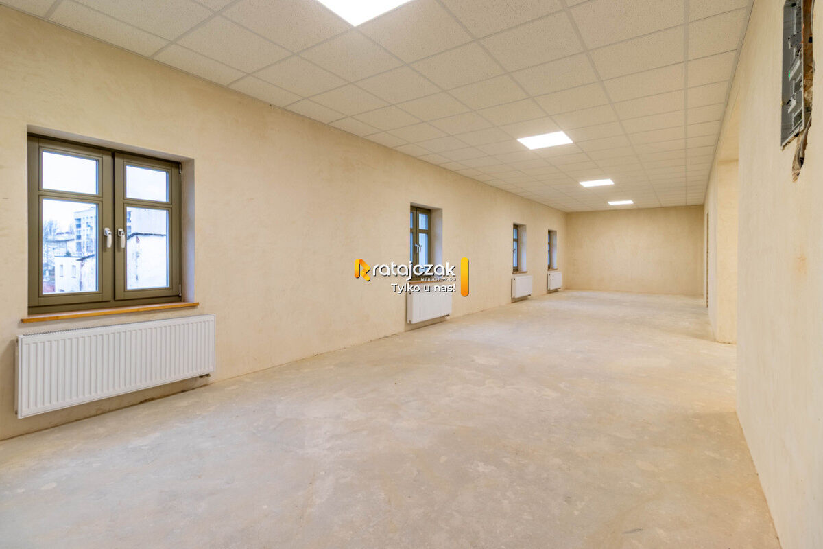Lokal na 1 piętrze z prywatnym wejściem | PARTERWejherowo