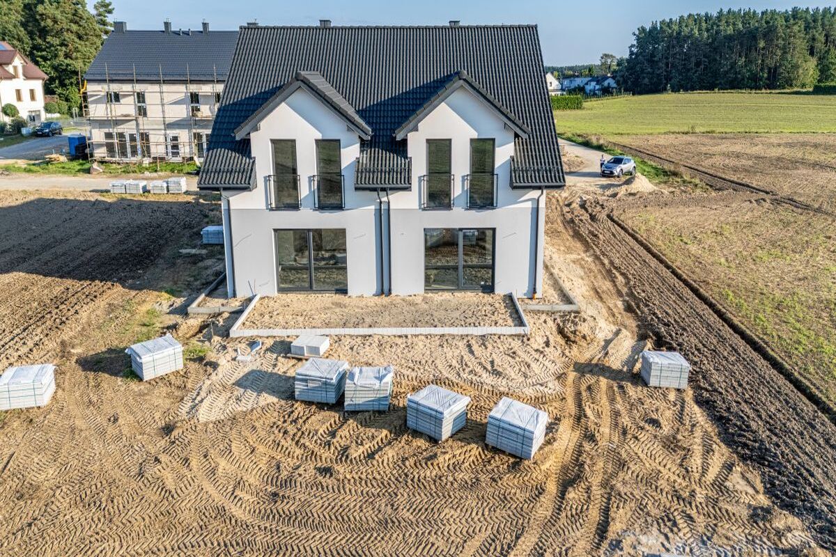 Ostatni|Od zaraz|4POK|Garaż|Pralnia|Wysoki standaKębłowo