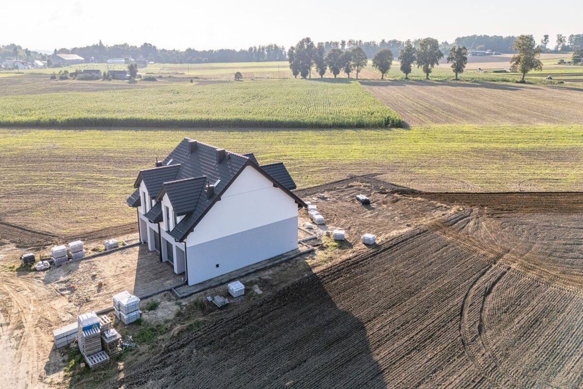 Ostatni|Od zaraz|4POK|Garaż|Pralnia|Wysoki standaKębłowo