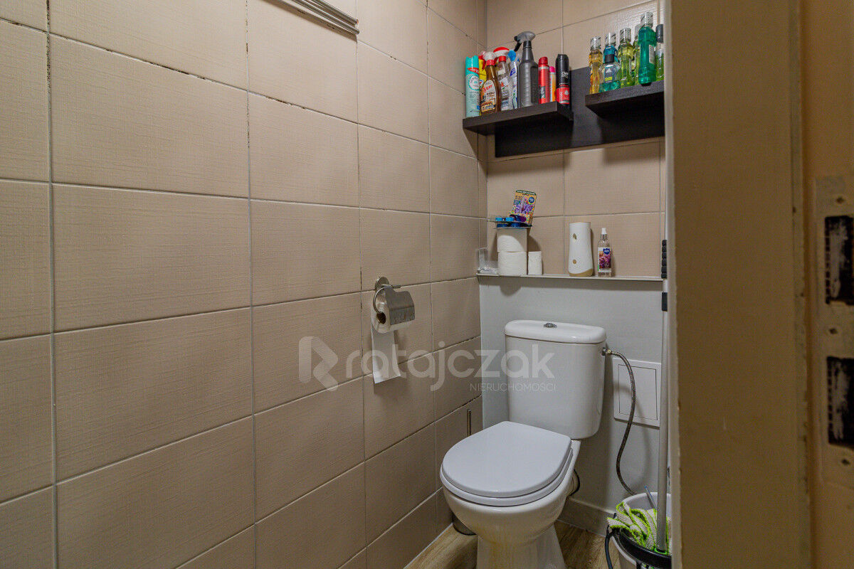 Bliźniak z Potencjałem | Działka 703 m² | RadunicaRadunica