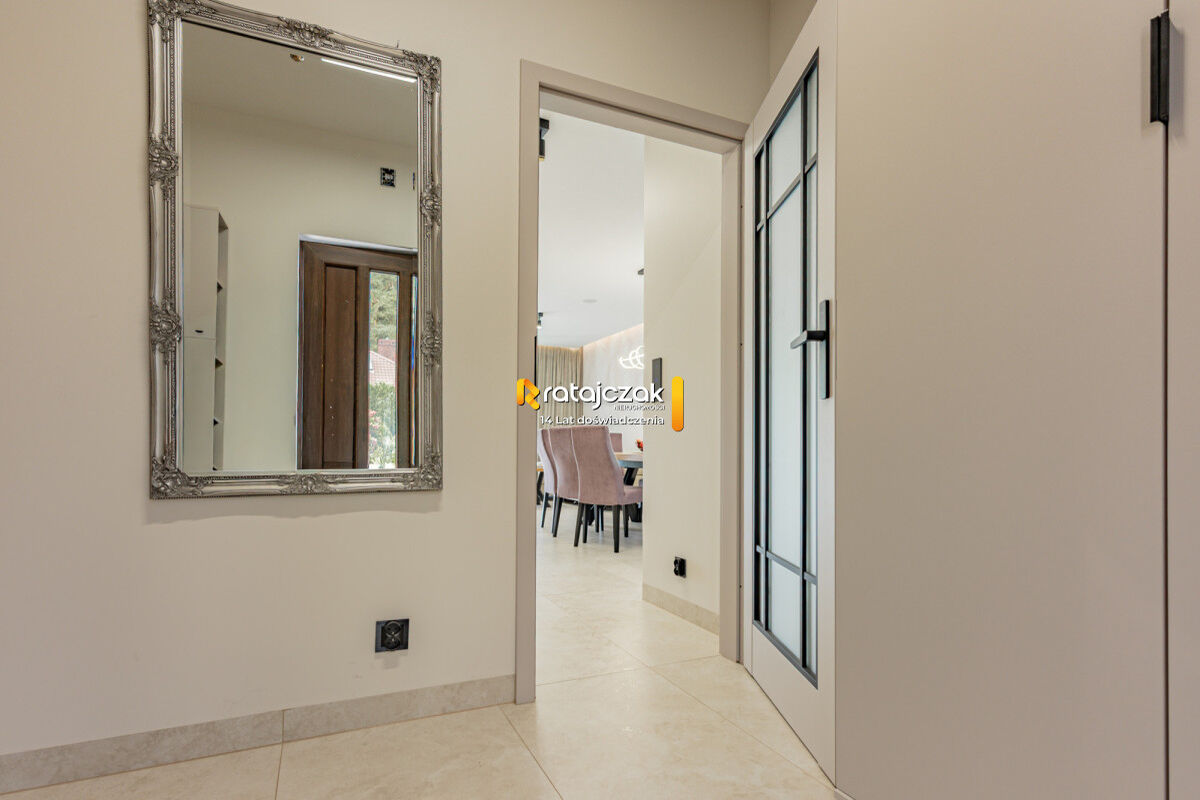 Ekonomiczny Bliźniak | Wysoki standard| 960m2 – Gościcino