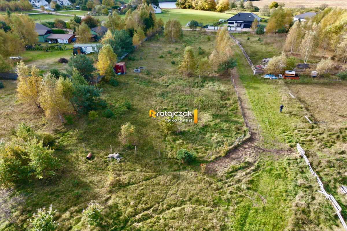 Urokliwa działka budowlana 1001 m² w Warznie – Warzno