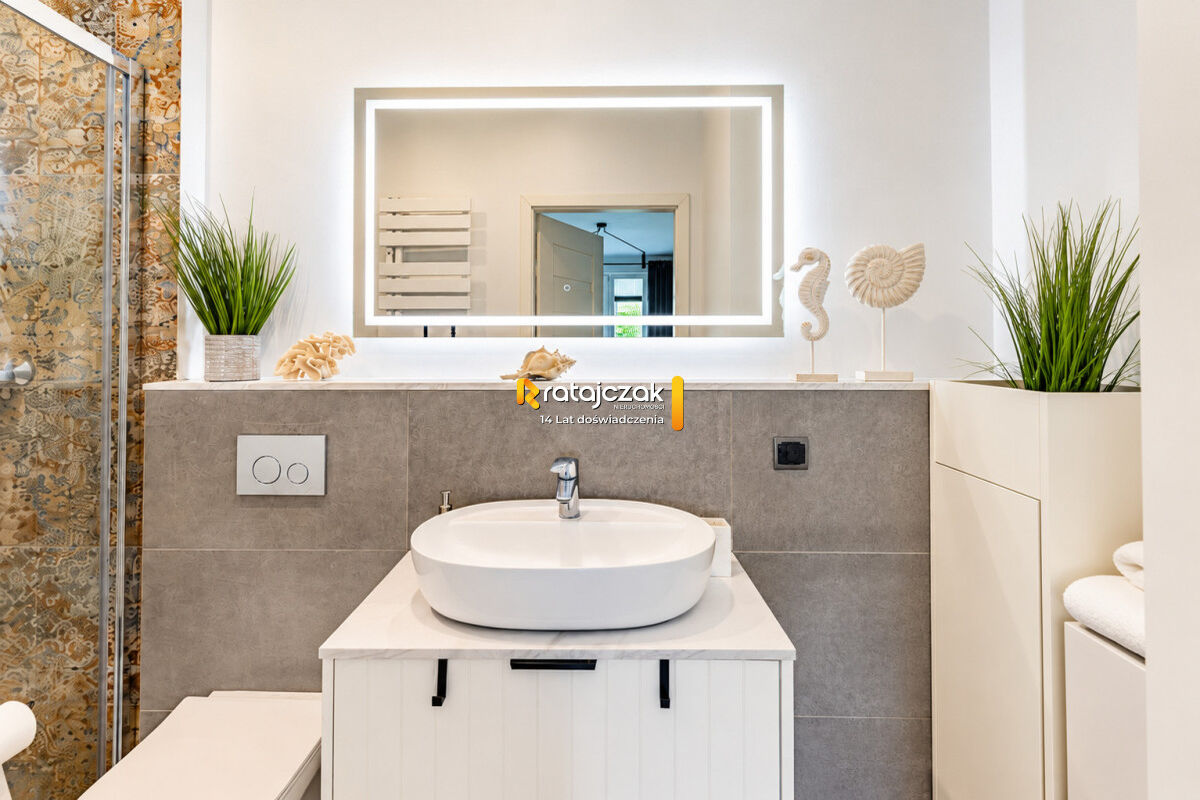 Apartament z ogrodem w Pucku 50m od zatoki i miejscem w hali garażowej – Puck