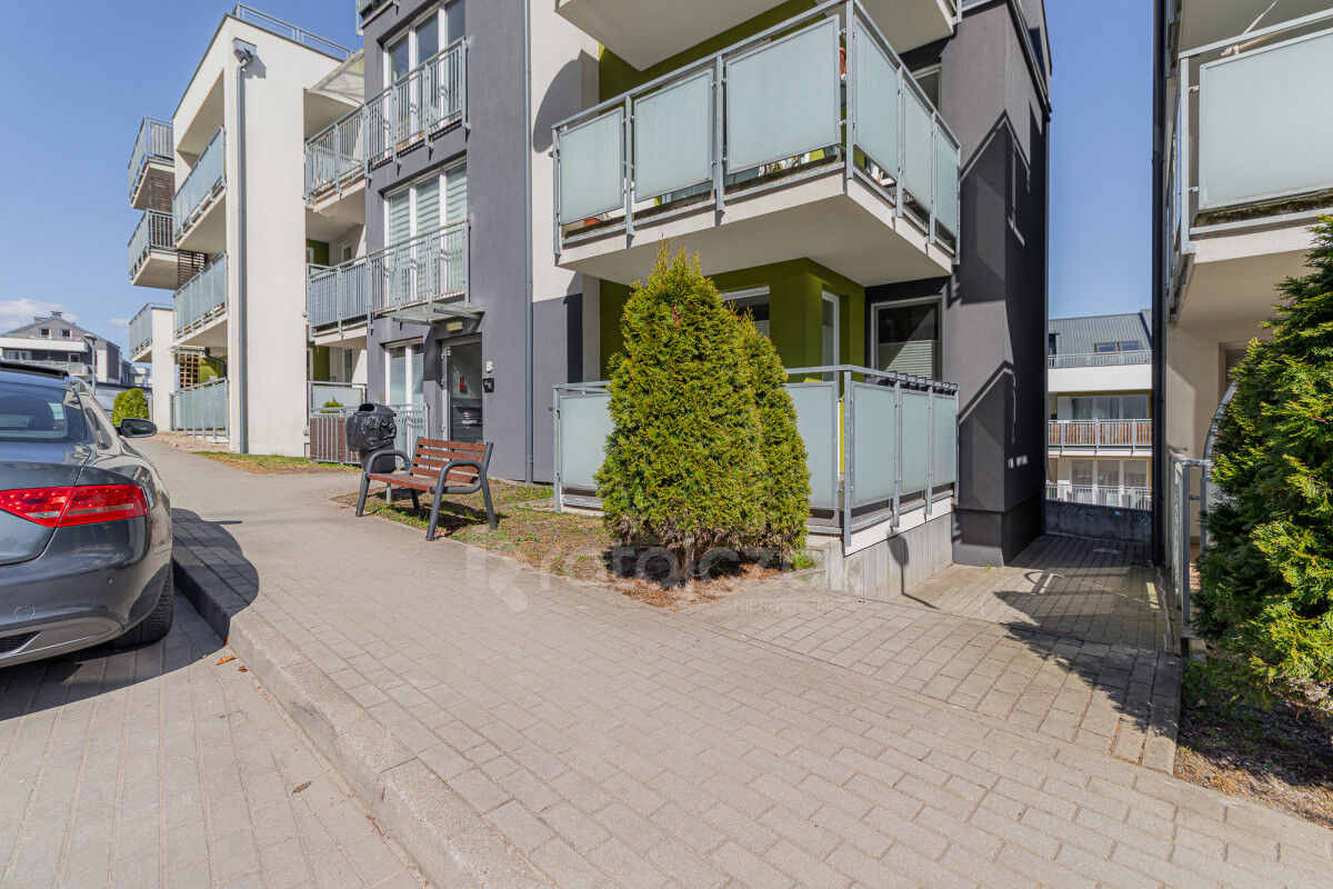 dwupoziomowe | dwie łazienki | taras | z garażemReda