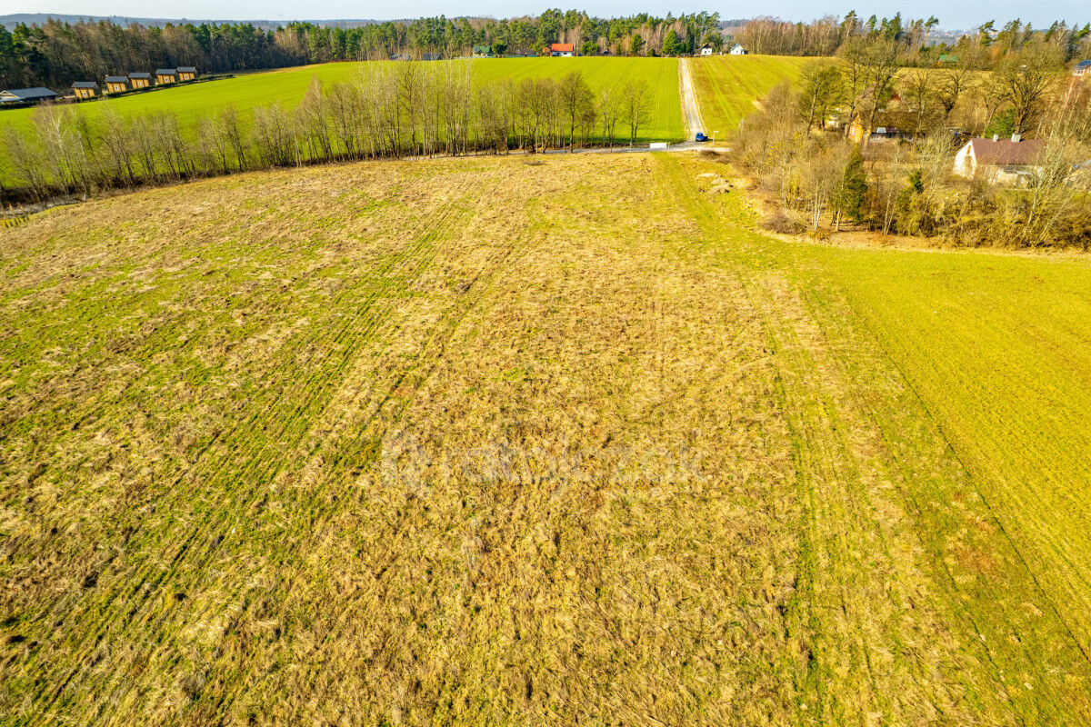 Działka letniskowa nad jezioremPerlino