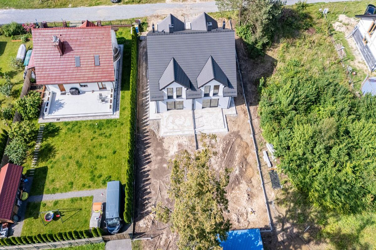 Centrum|5 pokoi| Garaż|Szkoła 900m|Wysoki StandardKębłowo