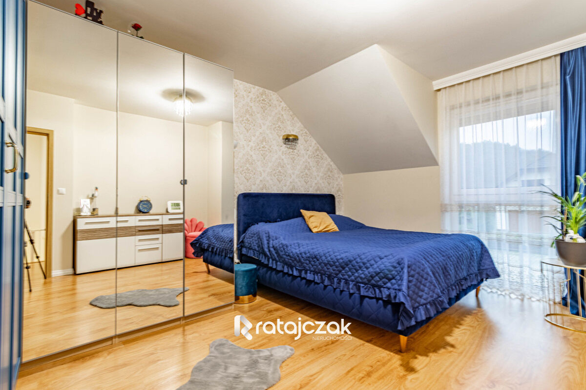 Bliźniak | Wysoki standard | Garaż | OgródReda