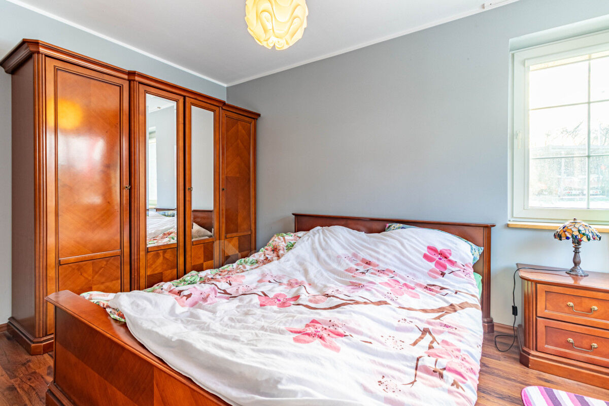 DOM WOLNOSTOJĄCY | 2007r | NADOLE | NAD JEZIOREMNadole