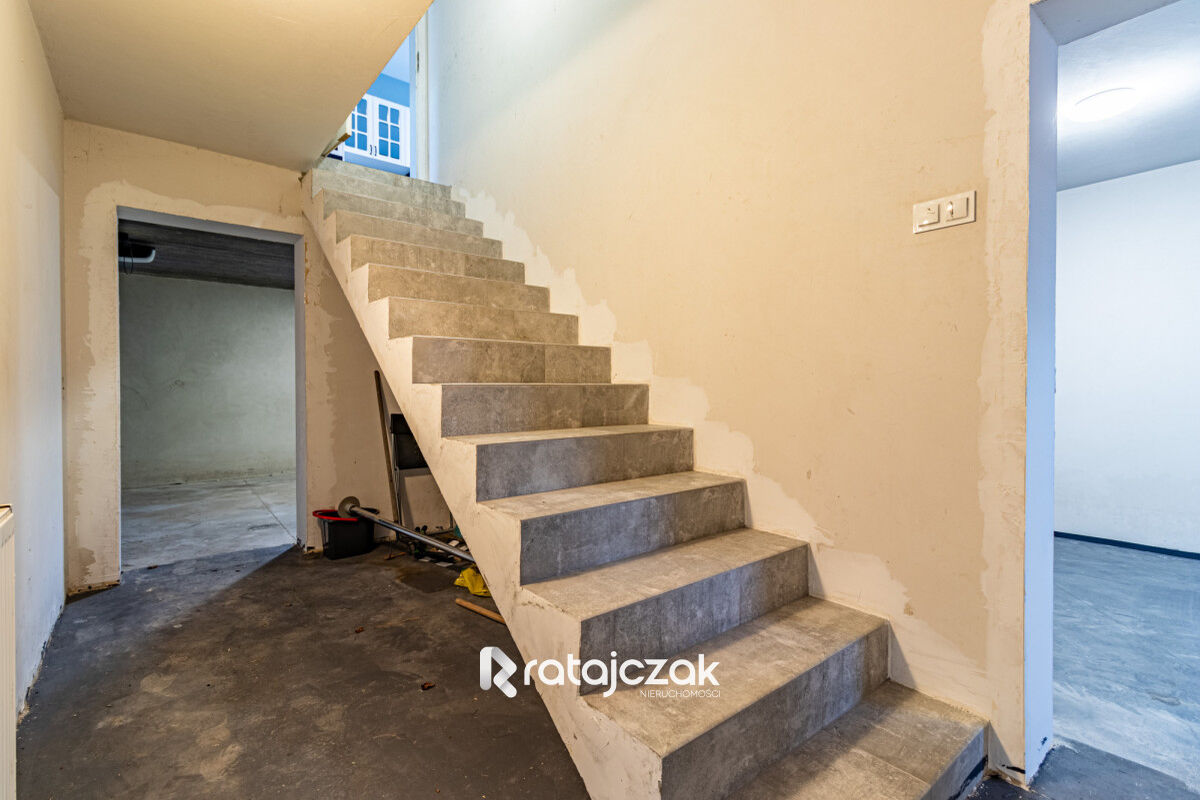 Dom wolnostojący z garażem | fotowoltaika | pellet – Barłomino