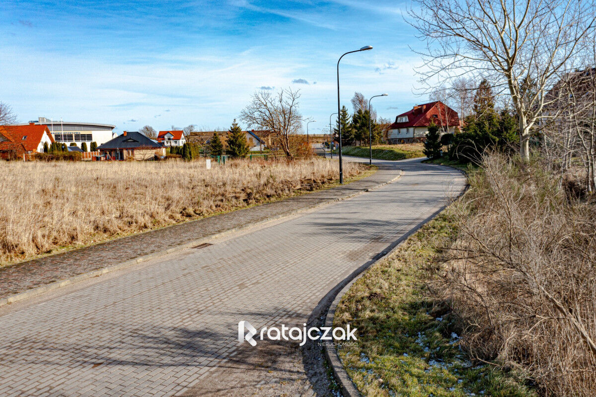 Działka budowlana 1310m2  blisko szkołyGniewino