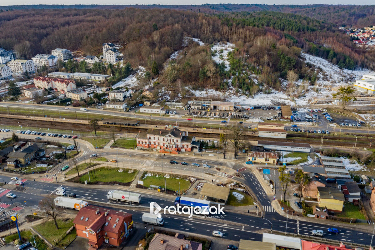 Szkolna  2 POK  1 Piętro  SKM  SzkołyReda