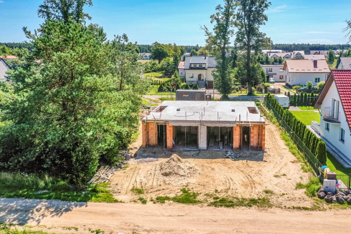 Centrum|5 pokoi| Garaż|Szkoła 900m|Wysoki StandardKębłowo