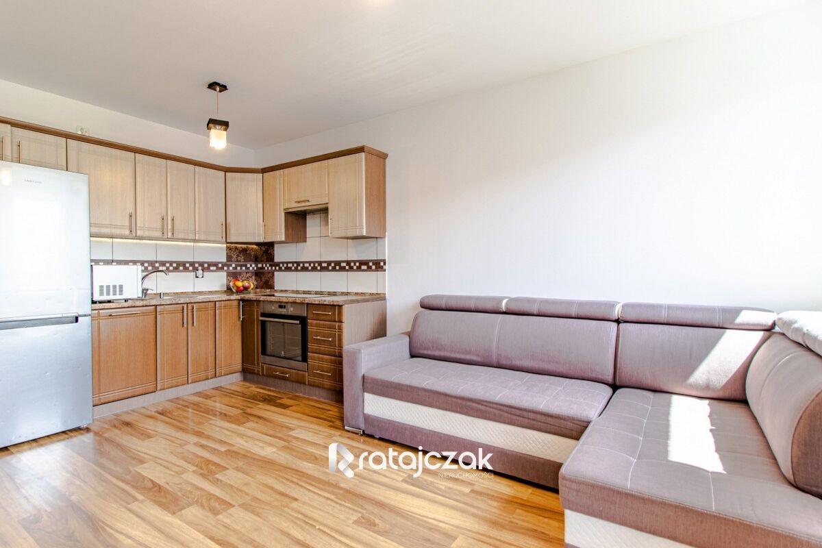 2 POK  1 PIĘTRO  BALKON  SZKOŁA  POŁUDNIEBolszewo