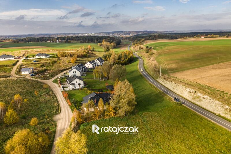 Działka budowlano-usługowa 1336m2 GOWINO - Gowino