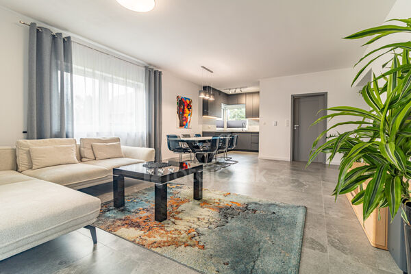 Mieszkanie na sprzedaż w Żukczyn, Gdańska   - 146.35 m2