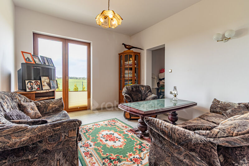 REZERWACJA - Parterowy dom wolnostojący z garażem - Strzepcz