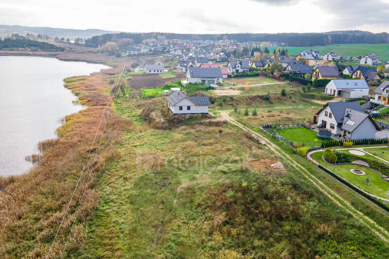 Działka 958 m² nad jeziorem w Lubiszewie - Lubiszewo Tczewskie