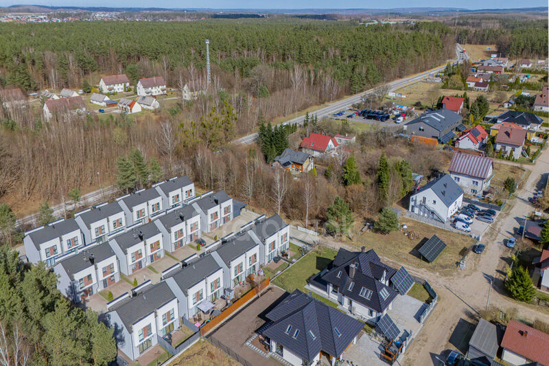 87 59 m2 z ogródkiem 70 m2 | 2 miejsca postojowe - Luzino