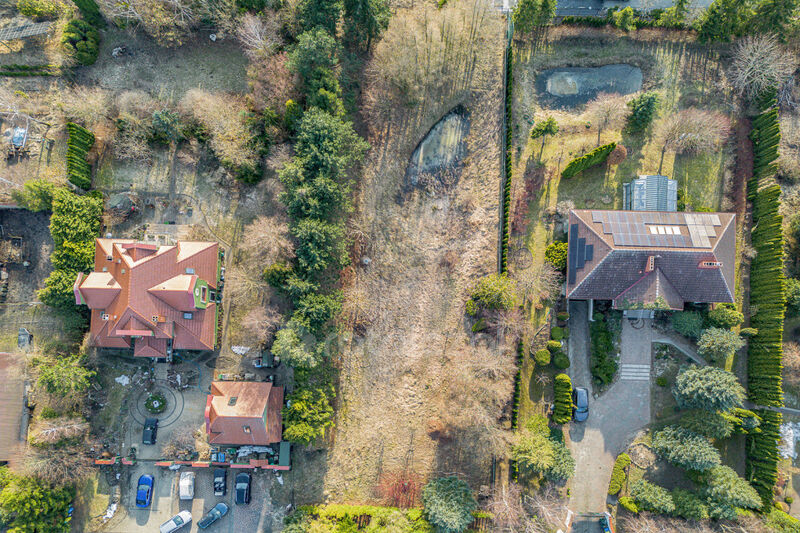 Piękna działka z ogrodem w okolicy lotniska - Gdańsk