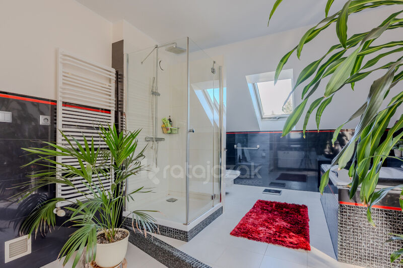 Przestronny dom z potencjałem na 3 mieszkania! - Gdańsk