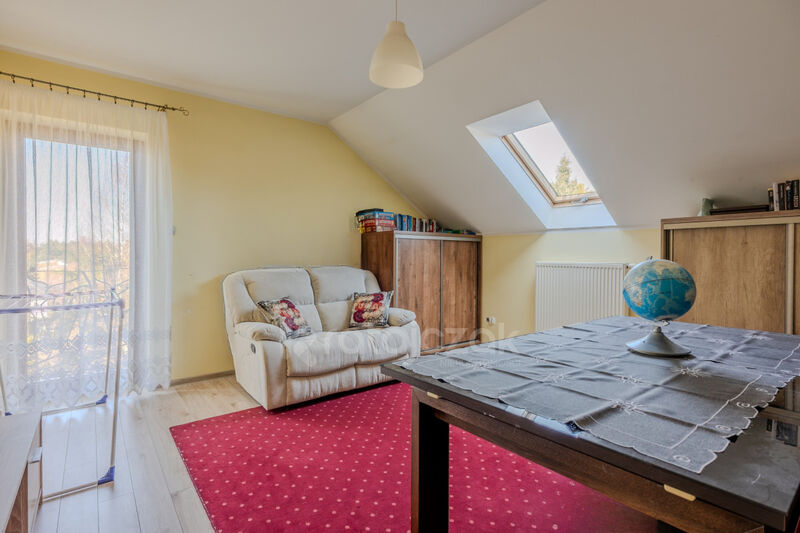 Przestronny dom z potencjałem na 3 mieszkania! - Gdańsk