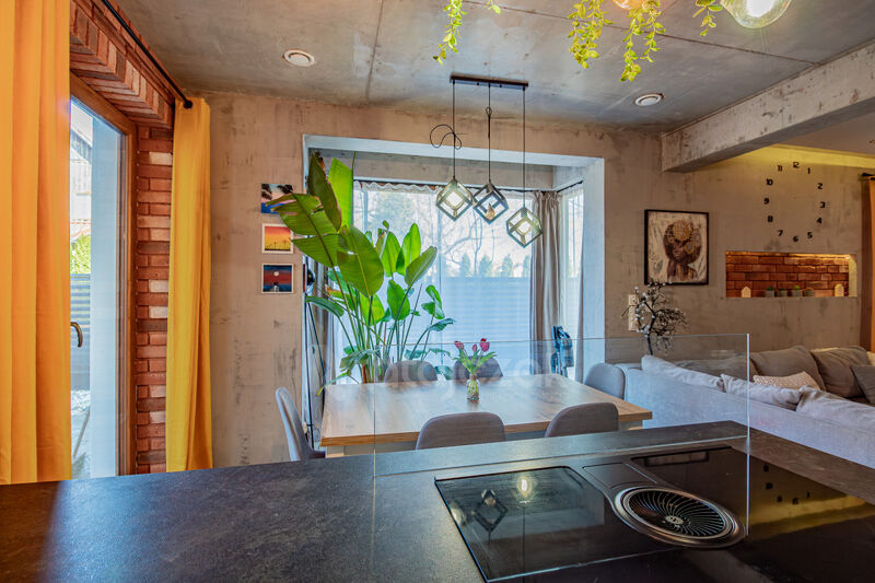 Dom jednorodzinny + 6 domków letniskowych - Stegna