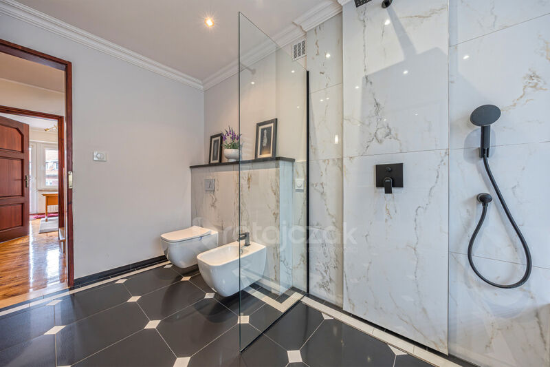 Dom 240 m² na Cele Biurowe lub Rezydencjalne - Gdańsk