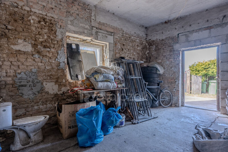 Przestronny dom z potencjałem do wykończenia - Zblewo