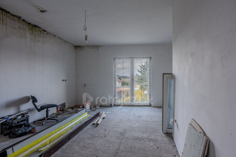 Przestronny dom z potencjałem do wykończenia - Zblewo