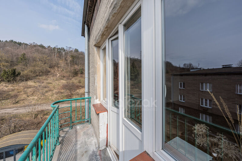 Z potencjałem  wysokie sufity  opcja ponad 120 m2 - Gdynia