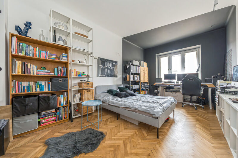 Z potencjałem  wysokie sufity  opcja ponad 120 m2 - Gdynia