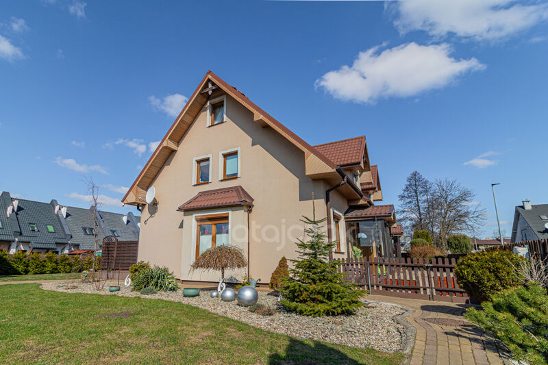 Bliźniak z Potencjałem | Działka 703 m² | Radunica - Radunica