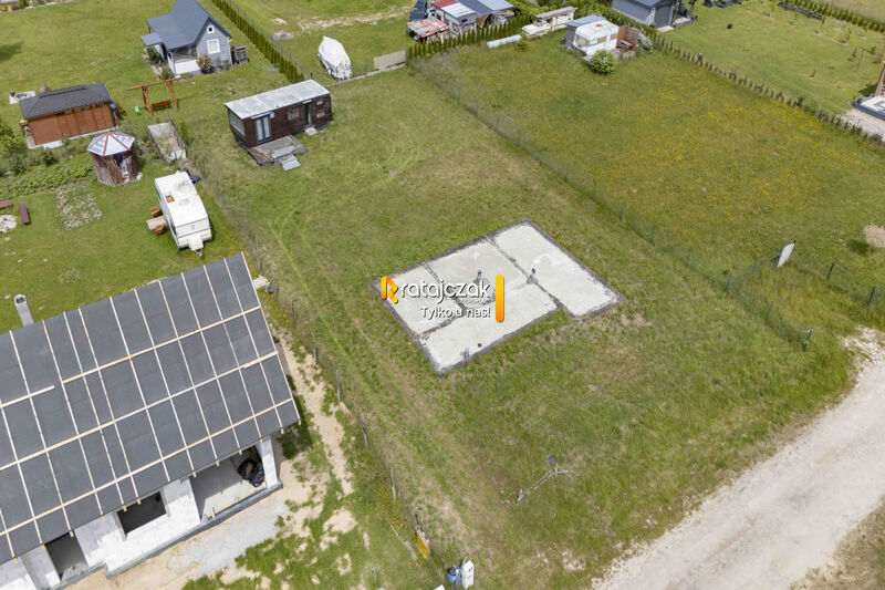 Słoneczna działka 1000 m² w Łebczu - Łebcz