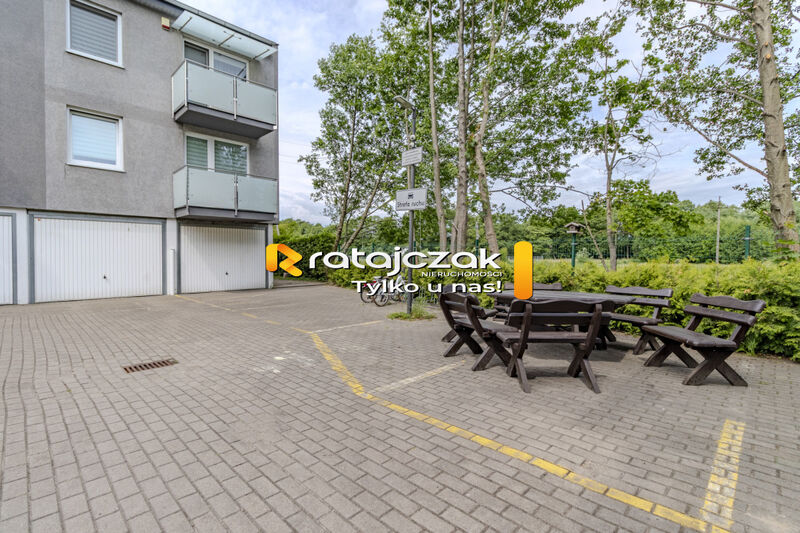 2 pokoje | 28 8 m2 | piwnica | miejsce postojowe - Bolszewo