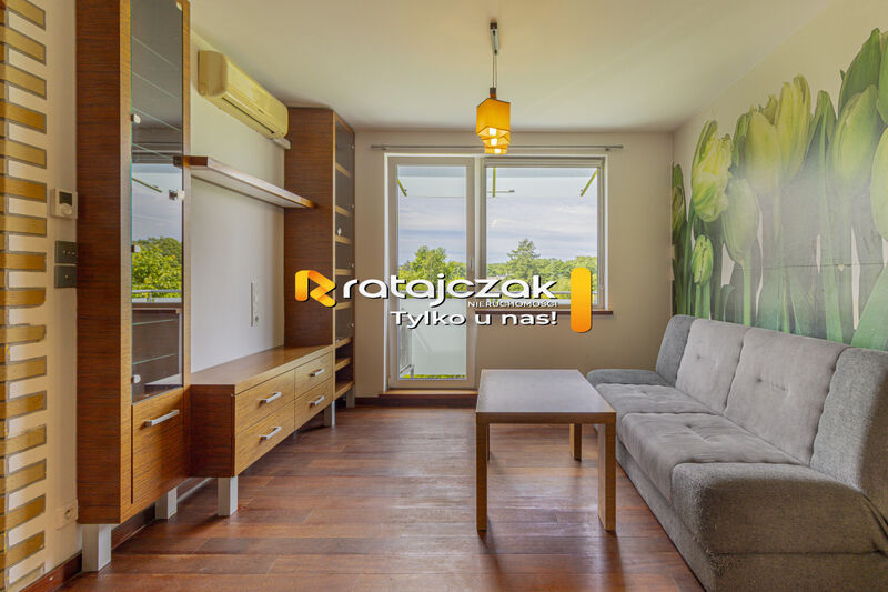 2 pokoje | 28 8 m2 | piwnica | miejsce postojowe - Bolszewo