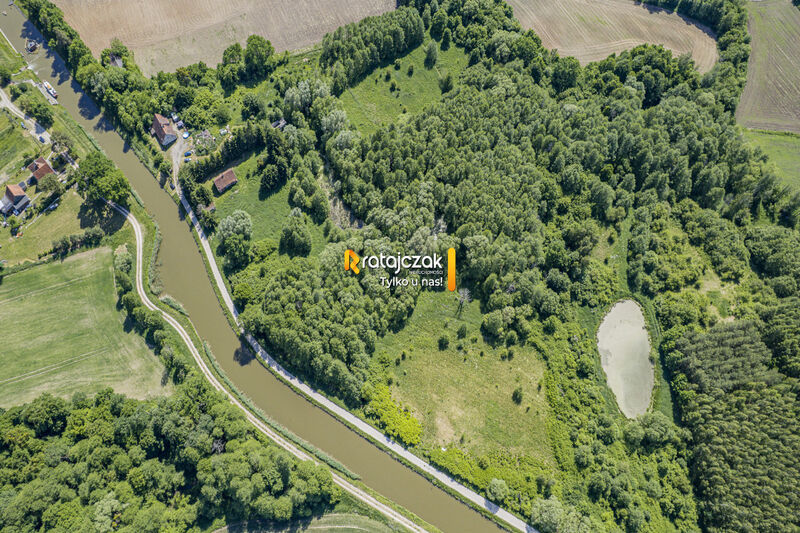 Prywatny park z widokiem na Pochylnię Kąty - Krasin