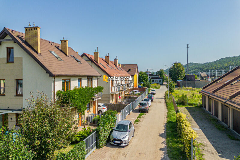 Dom w Rumi Janowo| 4 Pokoje | 2 Balkony| Ogród| - Rumia