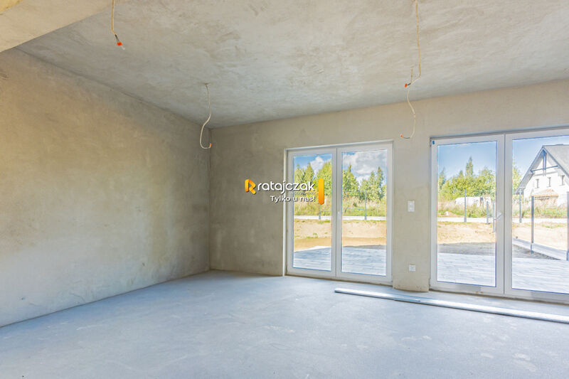 Bliźniak w stanie deweloperskim  działka 550 m² - Juszkowo