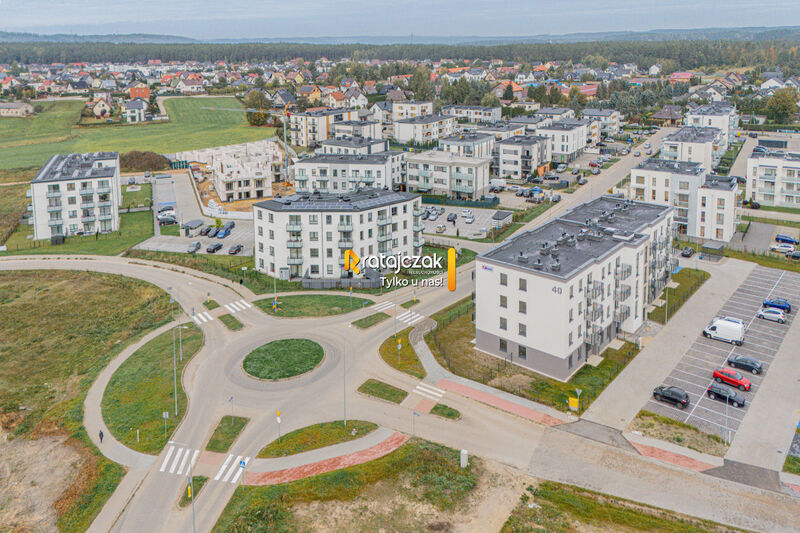 styl Glamur   dwa pokoje gotowe do wejścia. - Bolszewo