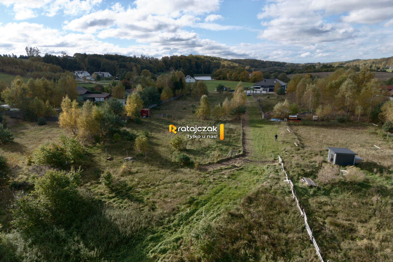 Urokliwa działka budowlana 1001 m² w Warznie - Warzno