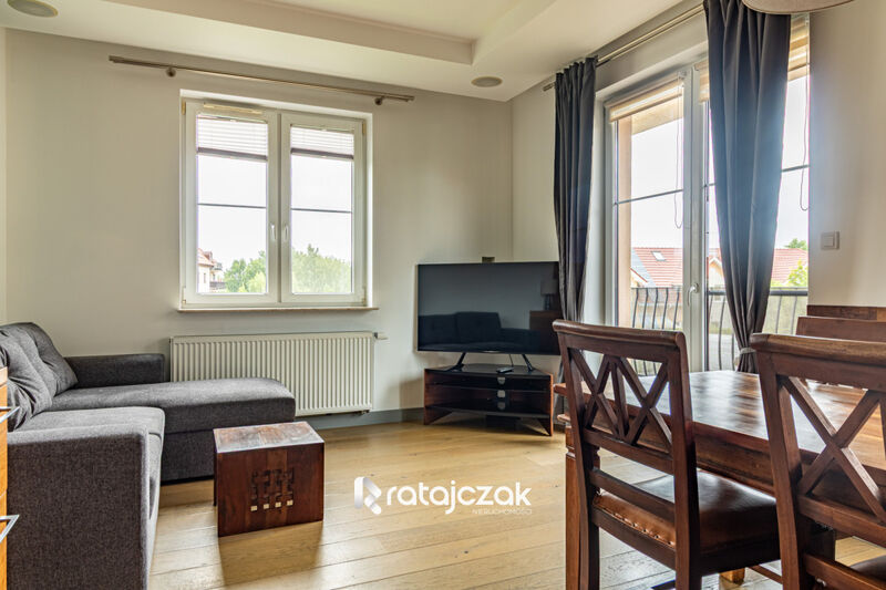 Stylowe mieszkanie 64 m² na wynajem - Straszyn