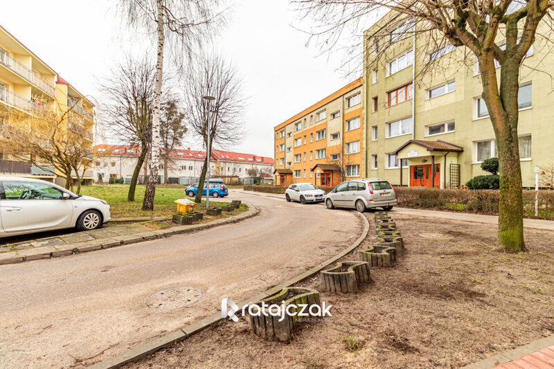 3 pokoje | z balkonem od południa | I piętro | - Reda