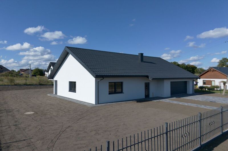 Nowoczesny dom z dużą działką blisko Gdańska - Kaczki