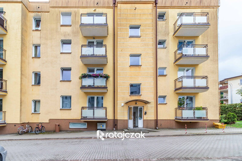 2 pokoje | 2 balkony | komórka lokatorska |parking - Rumia
