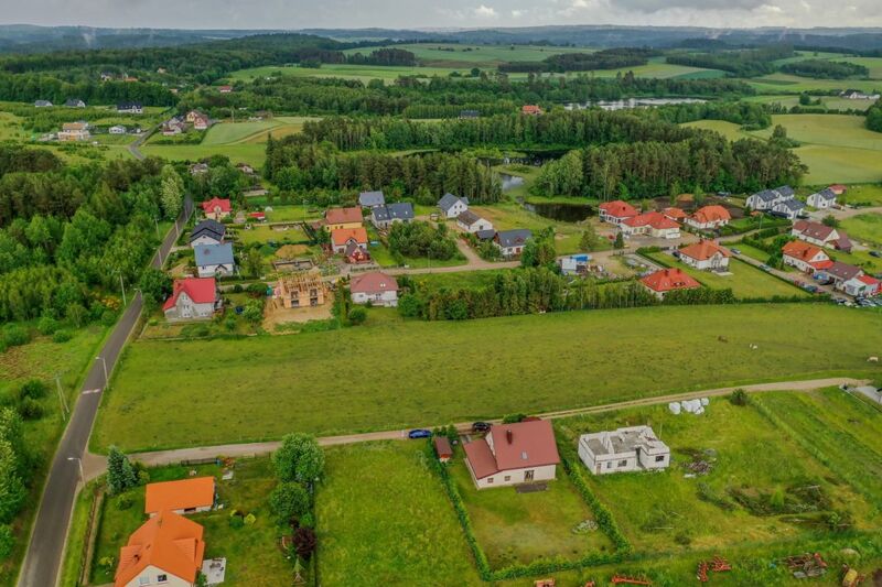 Gowino  dom WOLNOSTOJĄCY z garazem  1km od szkoły - Gowino