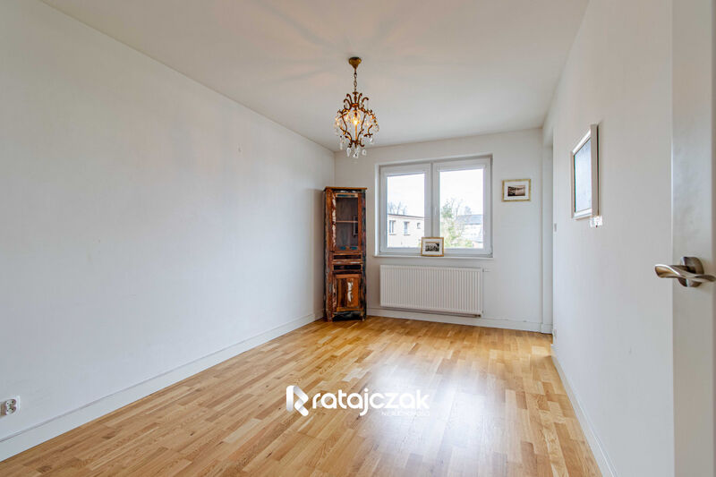 Bliźniak w spokojnej okolicy z działką 357 m2 - Bolszewo