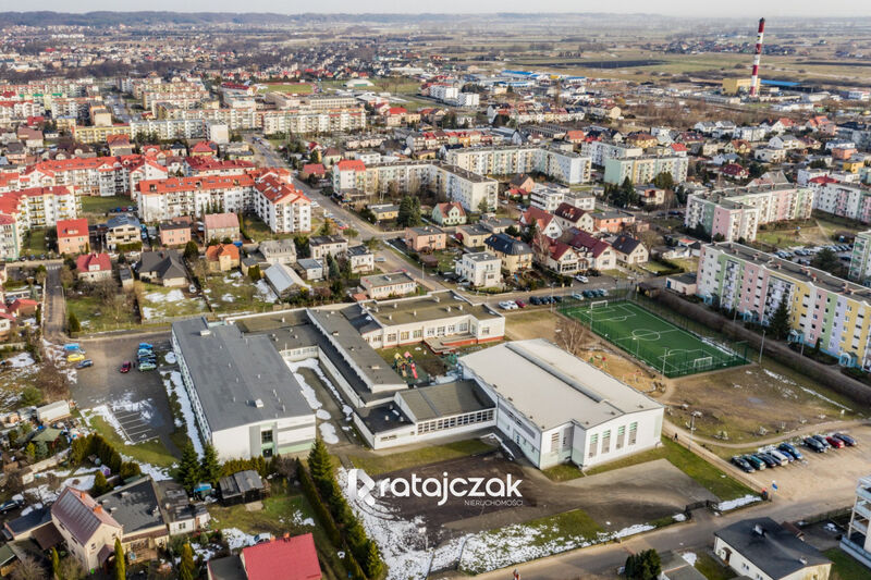 Szkolna  2 POK  1 Piętro  Spół-wł  SKM  Szkoły - Reda